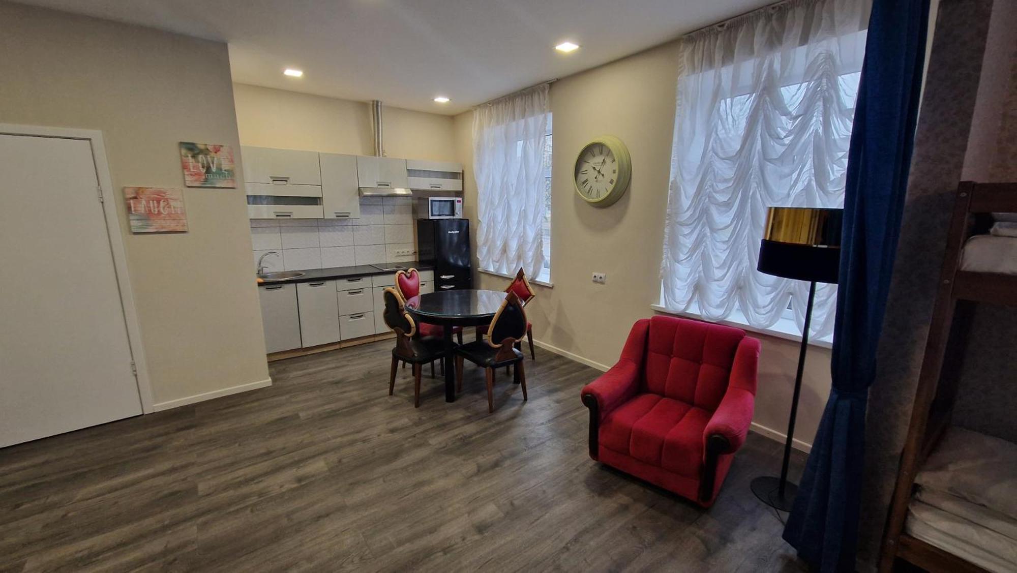 Central Hotel With Free Parking Riga Exterior photo
